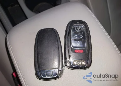 2012 Audi A4 2.0T Premium из США, поврежденный, VIN WAUWFAFL6CA113110